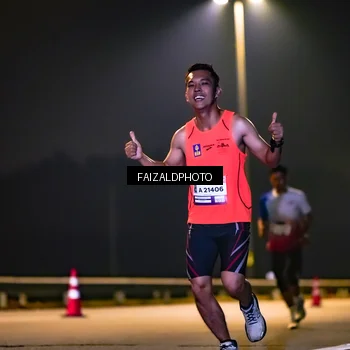 Runner Photo 7484555