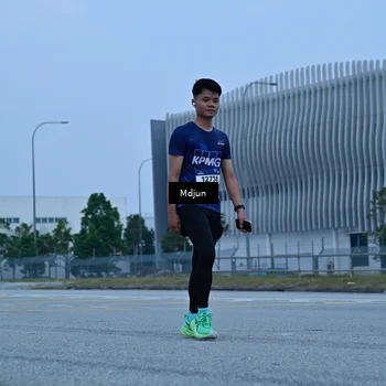 Runner Photo 7484562