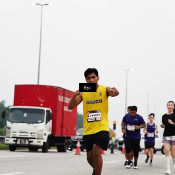 Runner Photo 7484576