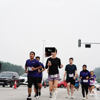 Runner Photo 7484590