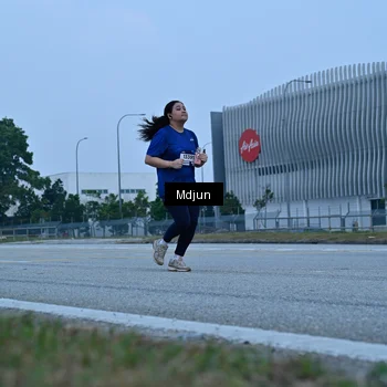 Runner Photo 7484596