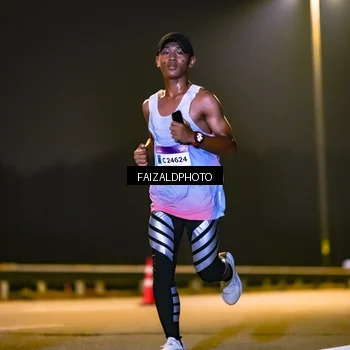 Runner Photo 7484598