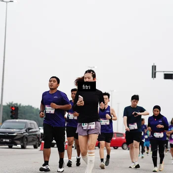 Runner Photo 7484605
