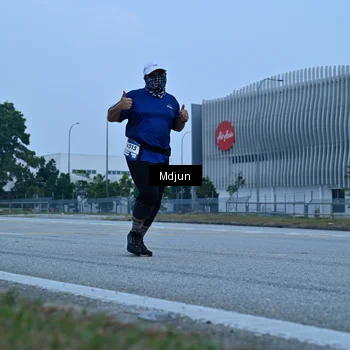 Runner Photo 7484612