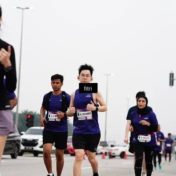 Runner Photo 7484628