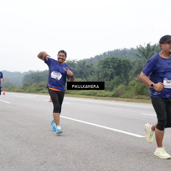 Runner Photo 7484632