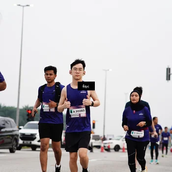 Runner Photo 7484641