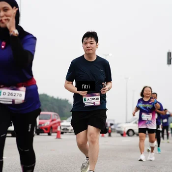 Runner Photo 7484668