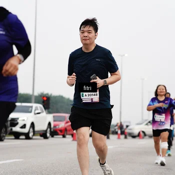 Runner Photo 7484669
