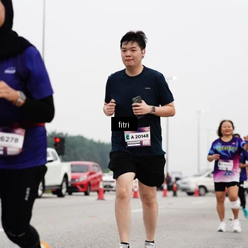 Runner Photo 7484671