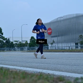 Runner Photo 7484690