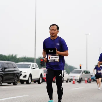 Runner Photo 7484695