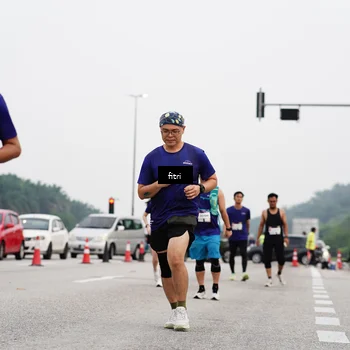 Runner Photo 7484697