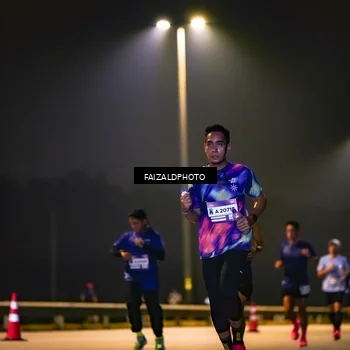 Runner Photo 7484699