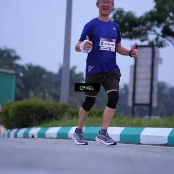 Runner Photo 7484733