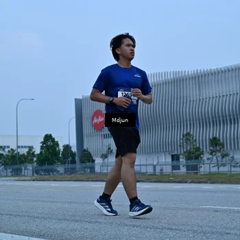 Runner Photo 7484754