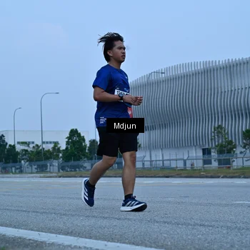 Runner Photo 7484755