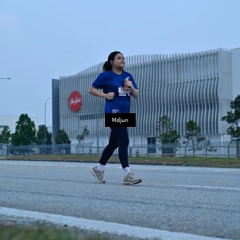 Runner Photo 7484768