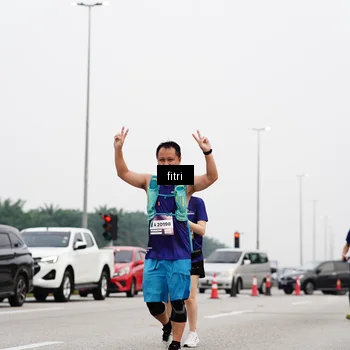 Runner Photo 7484800