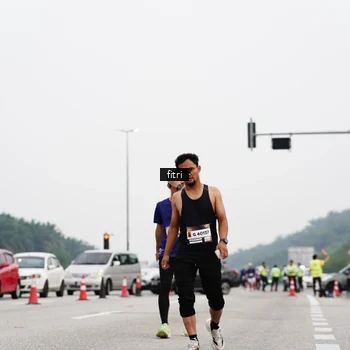 Runner Photo 7484809