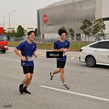 Runner Photo 7484835
