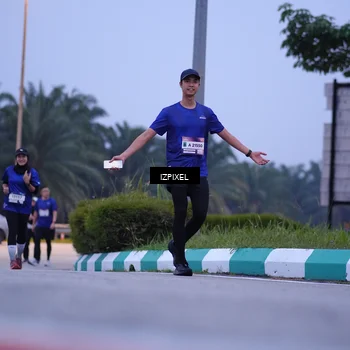 Runner Photo 7484844
