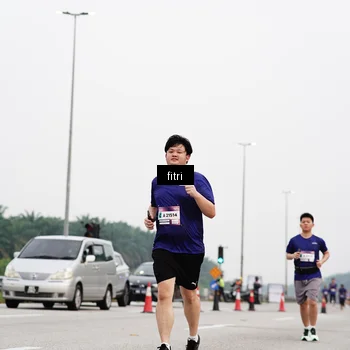 Runner Photo 7484875
