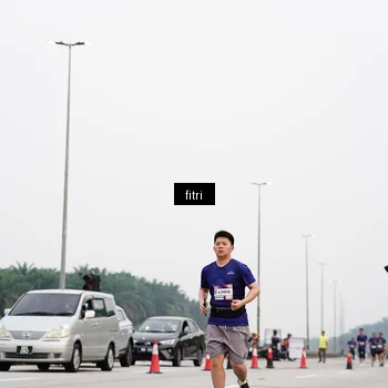 Runner Photo 7484890