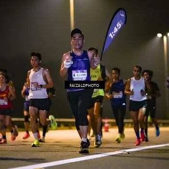 Runner Photo 7484893