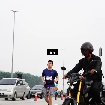Runner Photo 7484905