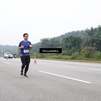 Runner Photo 7484907