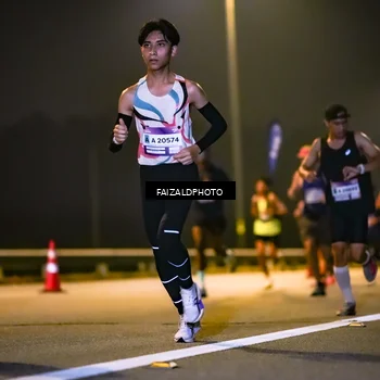 Runner Photo 7484910
