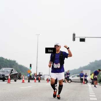 Runner Photo 7484915