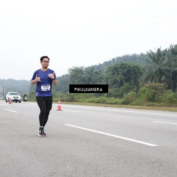 Runner Photo 7484921