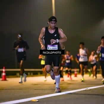 Runner Photo 7484928