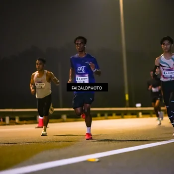 Runner Photo 7484930