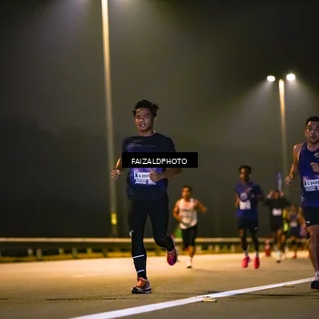 Runner Photo 7484966