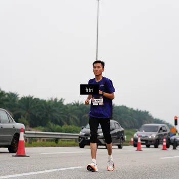 Runner Photo 7484970