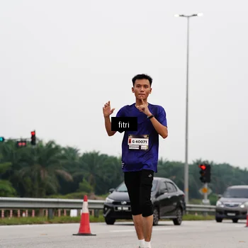 Runner Photo 7485009