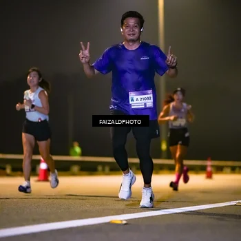 Runner Photo 7485040