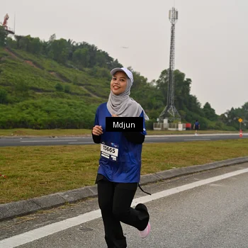 Runner Photo 7485042