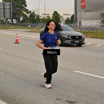 Runner Photo 7485043