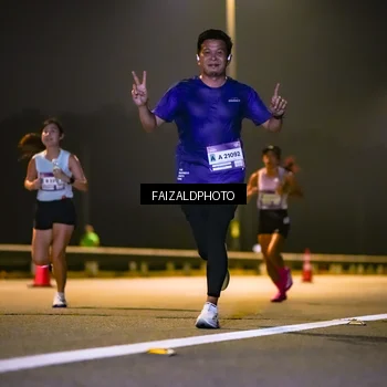 Runner Photo 7485044