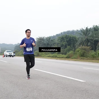 Runner Photo 7485054