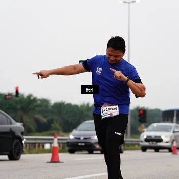 Runner Photo 7485064