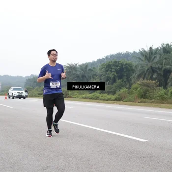 Runner Photo 7485079