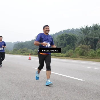 Runner Photo 7485085