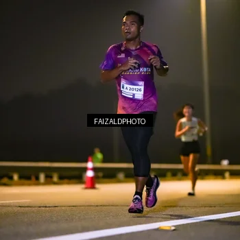 Runner Photo 7485115