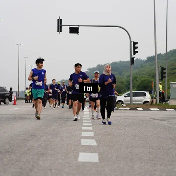 Runner Photo 7485129