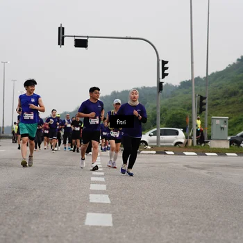 Runner Photo 7485148